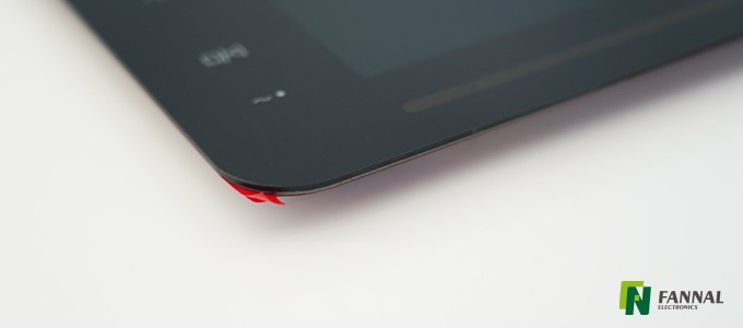 &Eacute;crans tactiles bordure noire.jpg